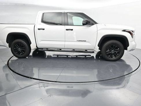 Used 2024 Toyota Tundra SR5 w/ SR5 Convenience Package AWD/4WD image 9