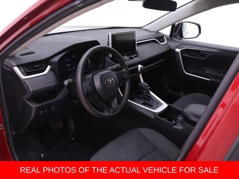 Used 2023 Toyota RAV4 LE FWD image 3