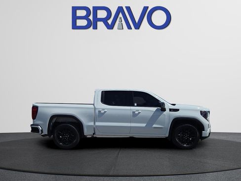 Used 2023 GMC Sierra 1500 Elevation RWD image 3