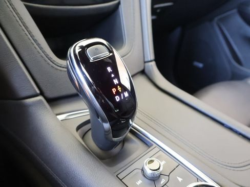 Used 2024 Cadillac XT5 Premium Luxury FWD image 23