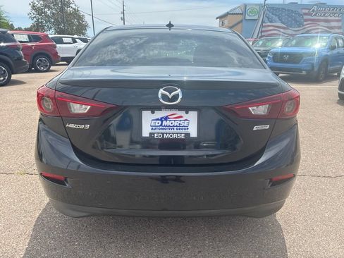 Used 2016 MAZDA MAZDA3 i Grand Touring FWD image 4