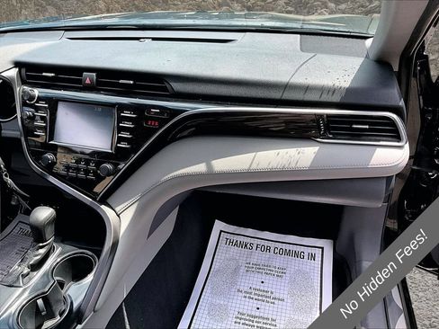 Used 2018 Toyota Camry LE w/ Protection Package (Q2) FWD image 15