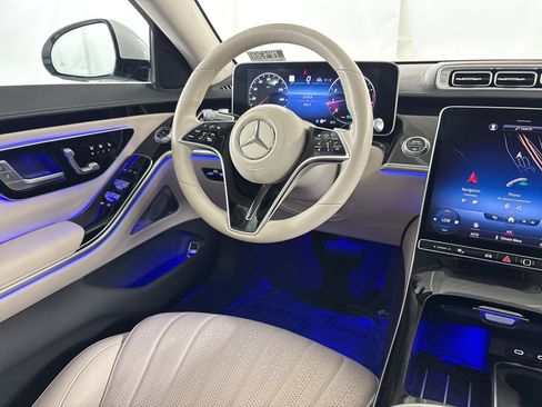 Certified 2022 Mercedes-Benz S 500 4MATIC image 28