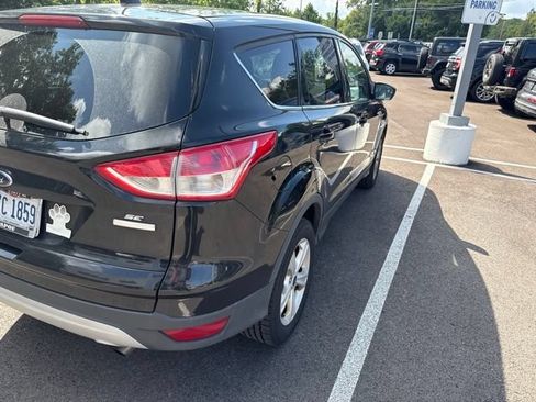 Used 2016 Ford Escape SE FWD image 5