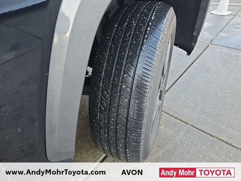 Used 2024 Toyota Tundra Limited image 39