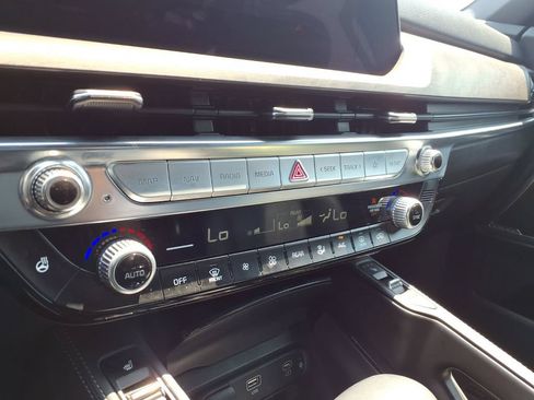 Used 2024 Kia Telluride SX X-Line AWD/4WD image 11