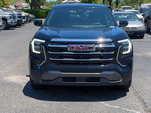 Used 2026 GMC Terrain Elevation AWD/4WD image 3