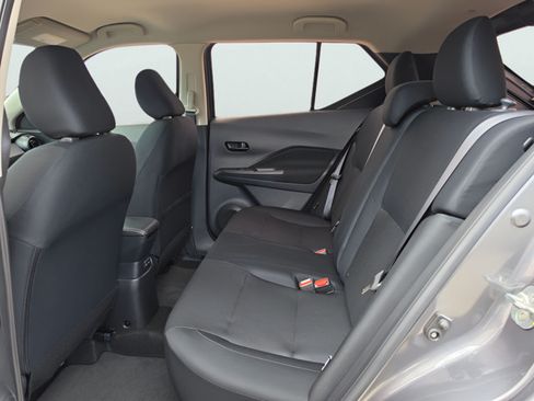 Certified 2024 Nissan Kicks S FWD image 17