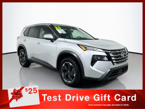 Used 2025 Nissan Rogue SV FWD image 1