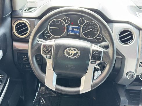 Used 2017 Toyota Tundra SR5 w/ SR5 Upgrade Package AWD/4WD image 21