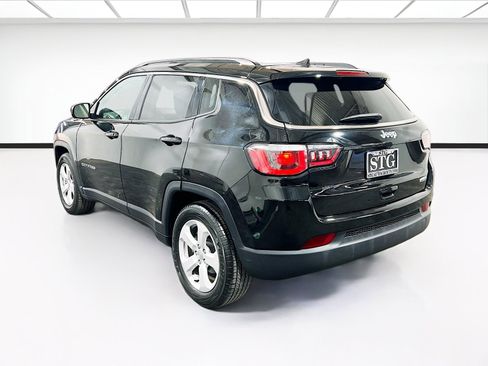 Used 2019 Jeep Compass Latitude w/ Popular Equipment Group FWD image 6