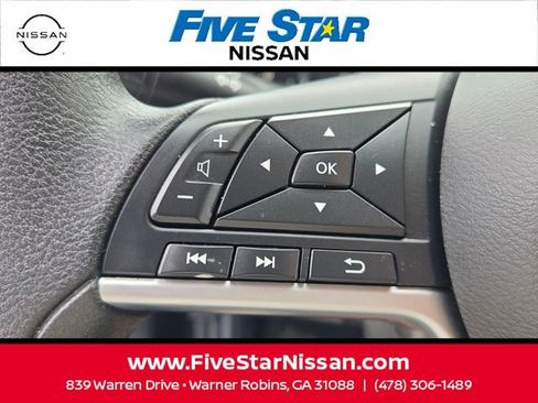 Used 2024 Nissan Altima 2.5 SV FWD image 25