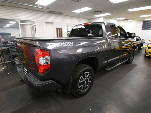 Used 2020 Toyota Tundra Limited w/ Limited Premium Package AWD/4WD image 7