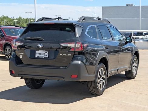 Certified 2025 Subaru Outback Premium w/ Popular Package #1A AWD/4WD image 3