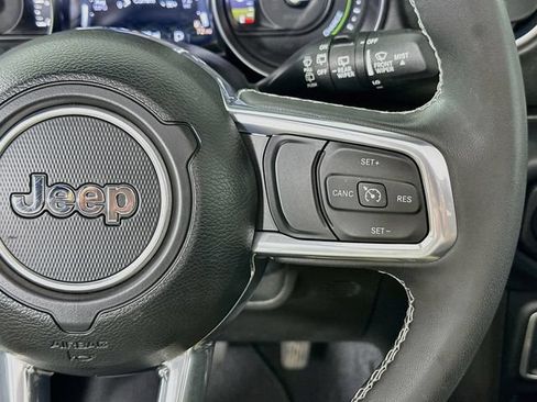 Used 2023 Jeep Wrangler Unlimited Sahara w/ Cold Weather Group AWD/4WD image 25