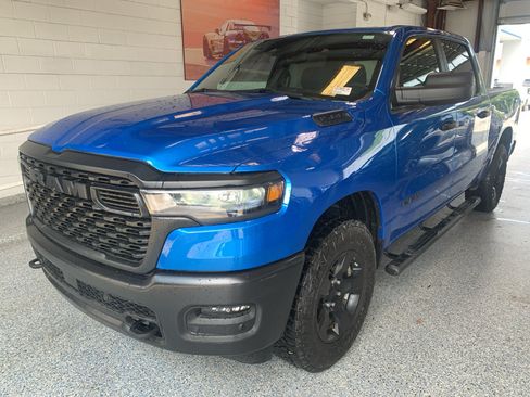 Used 2025 RAM 1500 Warlock AWD/4WD image 4