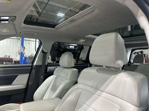 Used 2025 Hyundai Santa Fe Calligraphy AWD/4WD image 20
