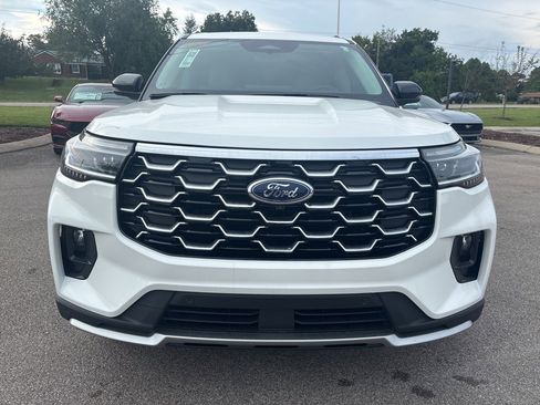 New 2025 Ford Explorer Platinum w/ Ultimate Package image 18