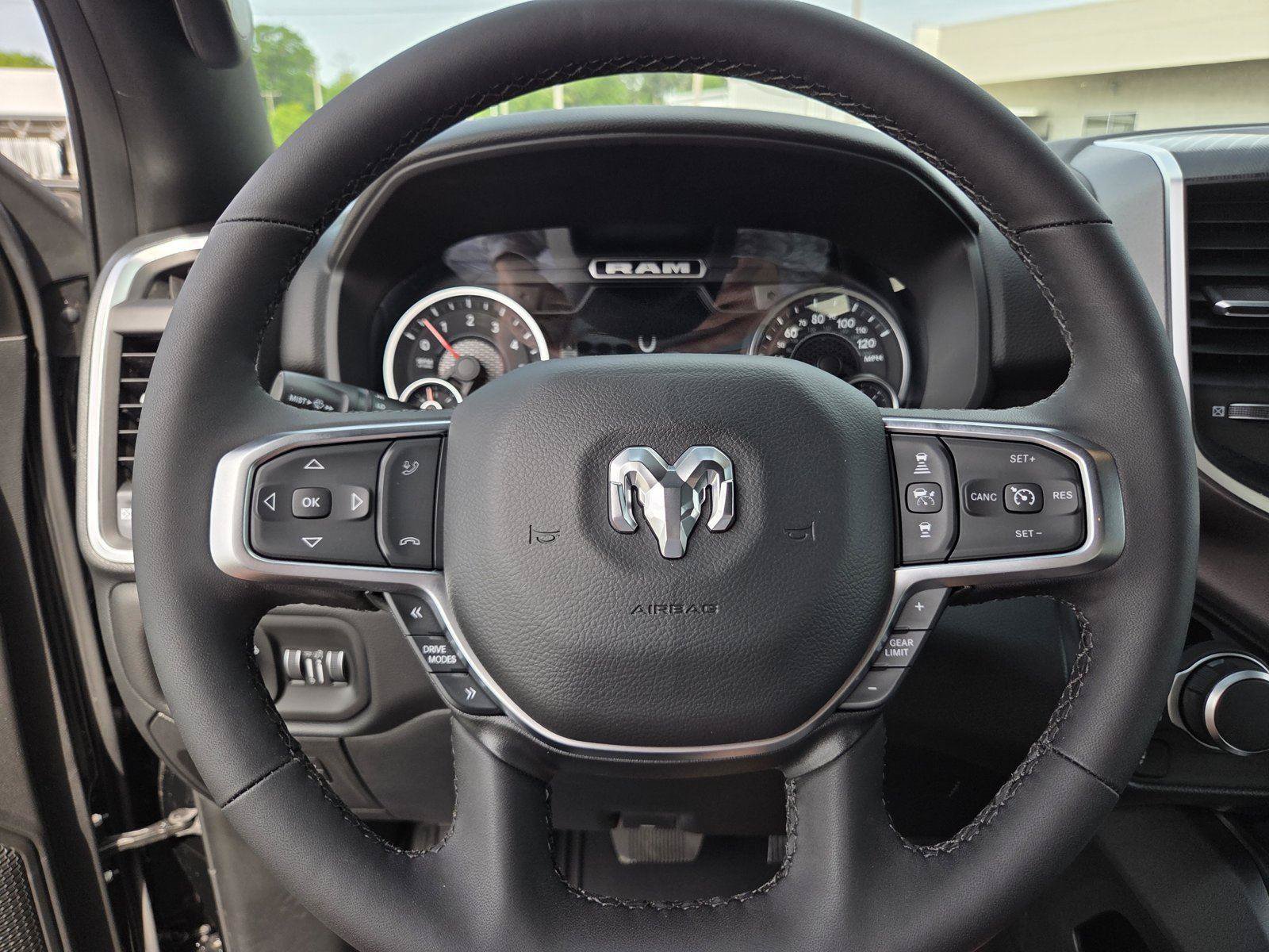 New 2026 RAM 1500 Big Horn AWD/4WD image 25