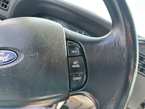 Used 2003 Ford F350 XL RWD image 14