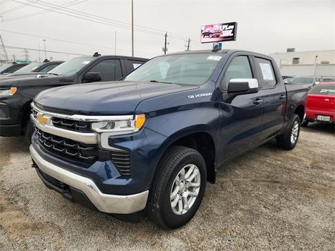 Used 2023 Chevrolet Silverado 1500 LT image 3