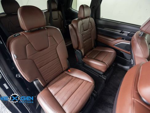 Used 2024 Kia Telluride SX Prestige w/ Towing Package AWD/4WD image 40