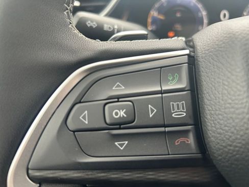 New 2025 Jeep Grand Cherokee L Altitude image 16