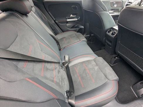 Certified 2025 Mercedes-Benz GLA 250 image 21