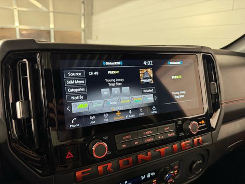 Used 2026 Nissan Frontier PRO-4X w/ Pro Premium Package image 19