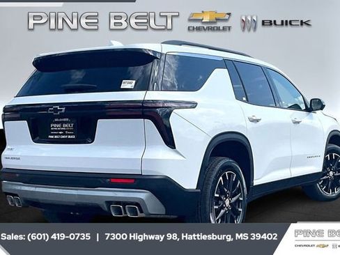 New 2026 Chevrolet Traverse LT w/ Sun and Wheel Package image 11