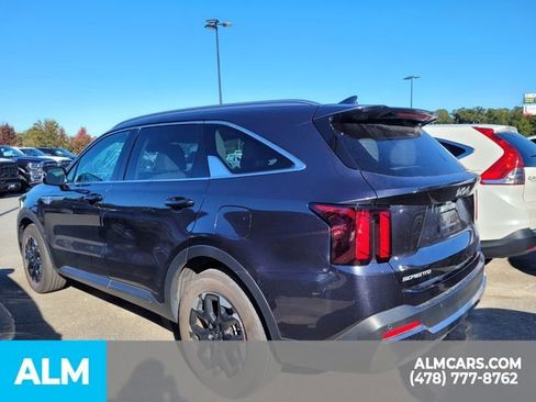 Used 2025 Kia Sorento S w/ Panoramic Sunroof Package FWD image 26