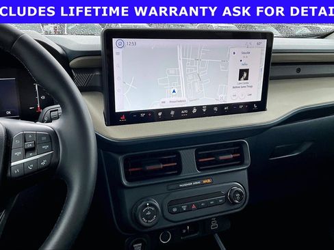 Used 2025 Ford Maverick Lariat w/ 4K Tow Package AWD/4WD image 6