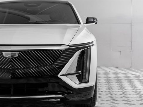 Used 2024 Cadillac Lyriq Luxury image 47