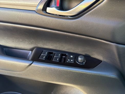 Certified 2023 MAZDA CX-5 AWD 2.5 S w/ Preferred Package image 17