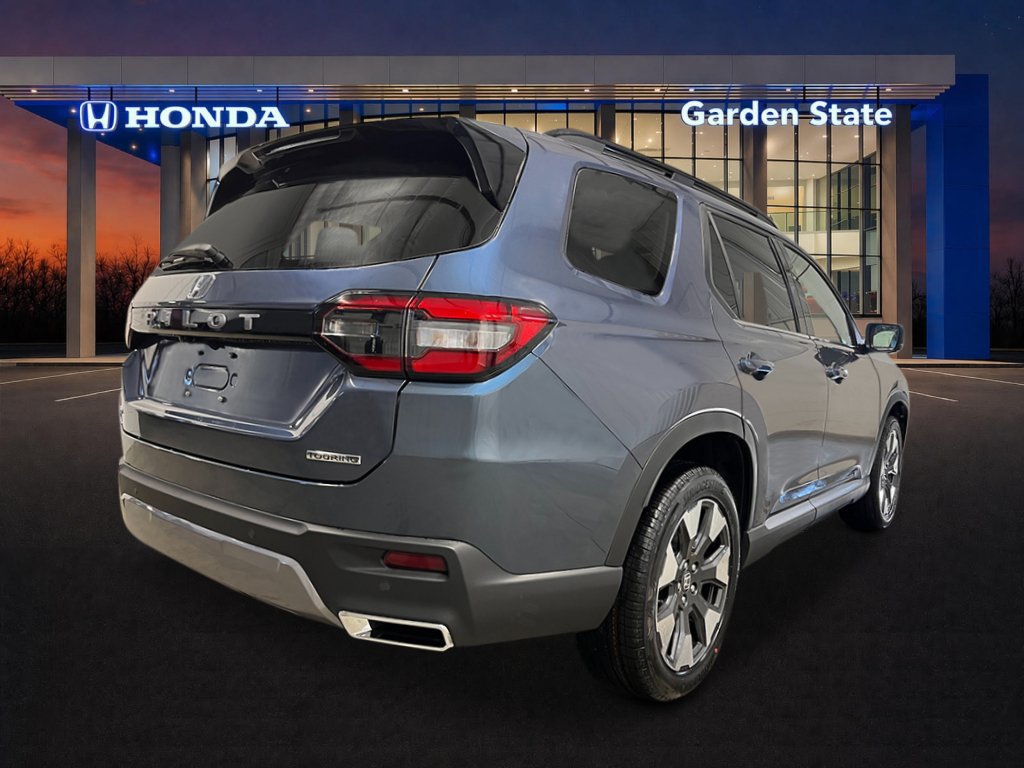 New 2026 Honda Pilot Touring image 5