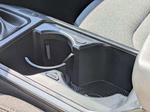 Used 2025 Kia K4 LXS image 18