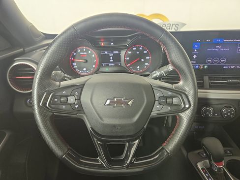 Certified 2024 Chevrolet Trax RS image 14