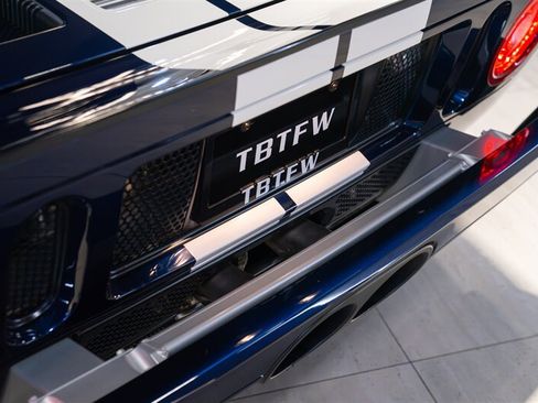 Used 2006 Ford GT RWD image 34