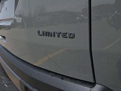 New 2026 Jeep Cherokee Limited image 39