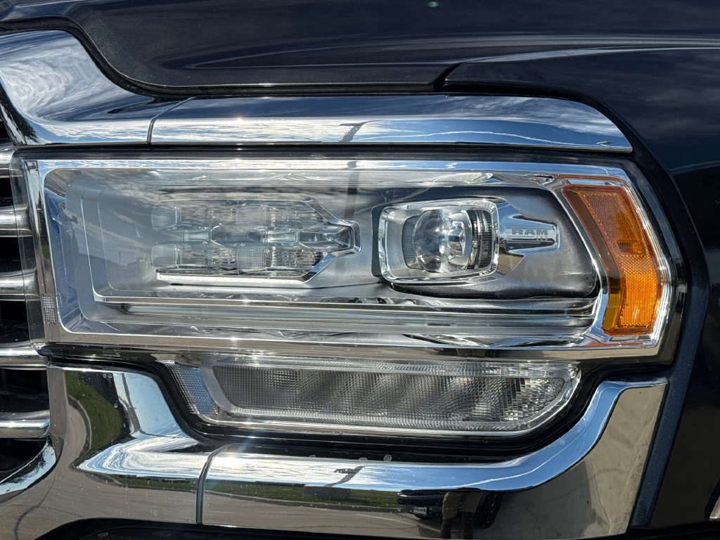Used 2021 RAM 2500 Limited AWD/4WD image 4