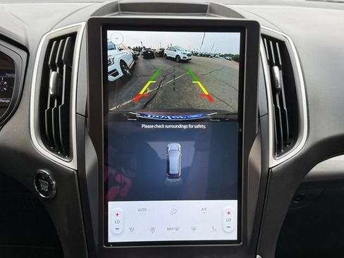 Certified 2024 Ford Edge SEL w/ Convenience Package AWD/4WD image 13