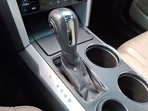 Used 2014 Ford Explorer Limited w/ Equipment Group 301A FWD image 13