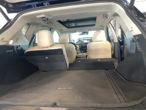 Used 2024 Nissan Murano SL image 25