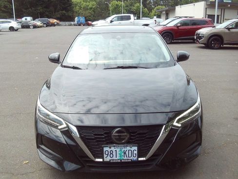 Used 2020 Nissan Sentra SV w/ SV Premium Package FWD image 8