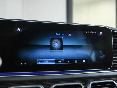 Used 2020 Mercedes-Benz GLS 580 4MATIC image 36