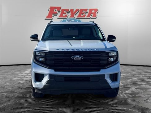 New 2025 Ford Expedition Max Active image 8