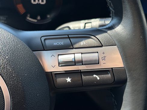 Used 2025 Hyundai Kona SEL AWD/4WD image 26