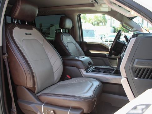 Used 2019 Ford F450 Limited image 47