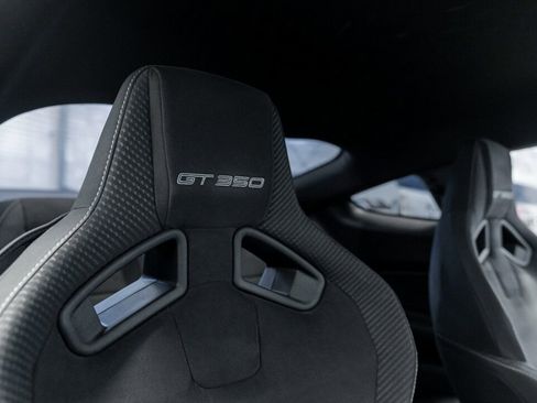 Used 2016 Ford Mustang Shelby GT350 image 36