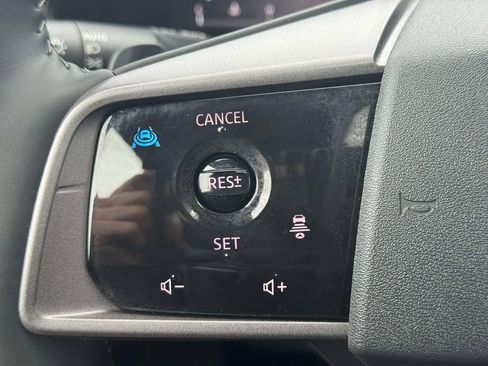 Used 2025 Nissan Murano SL image 21